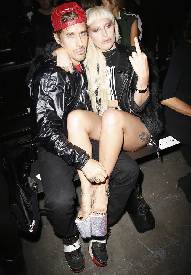 ���� ���� � ������ ���� ������ Alexander Wang