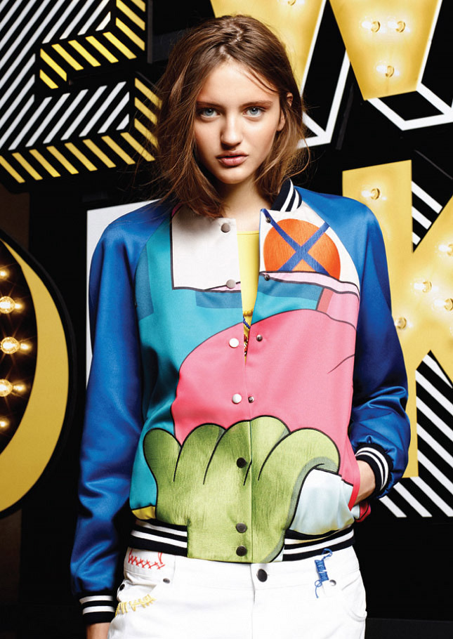 ������� �������� Kaws ���������� ������� ��� Colette