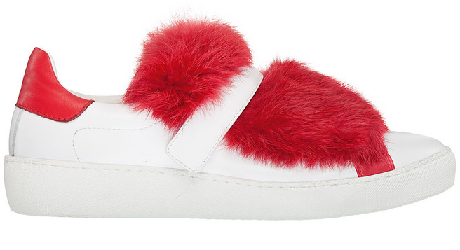 ������ � ������� ��������� � ����� Moncler