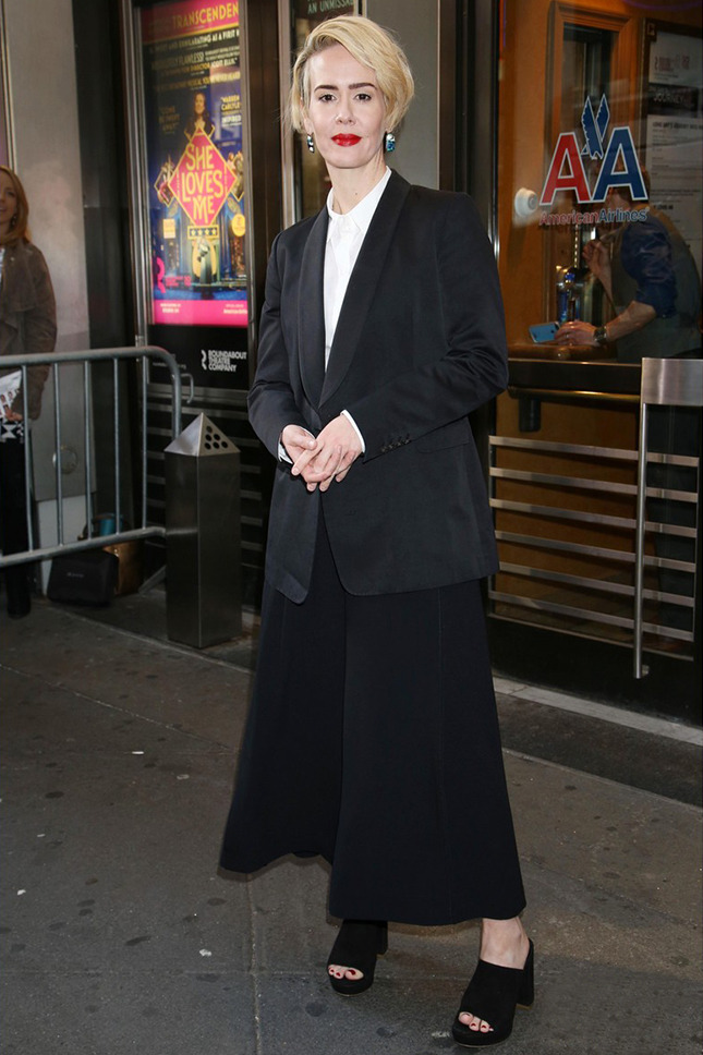 ���� ������ � ����� Mansur Gavriel �� �������� ��������� ������� ����������� � ����� � ���-�����