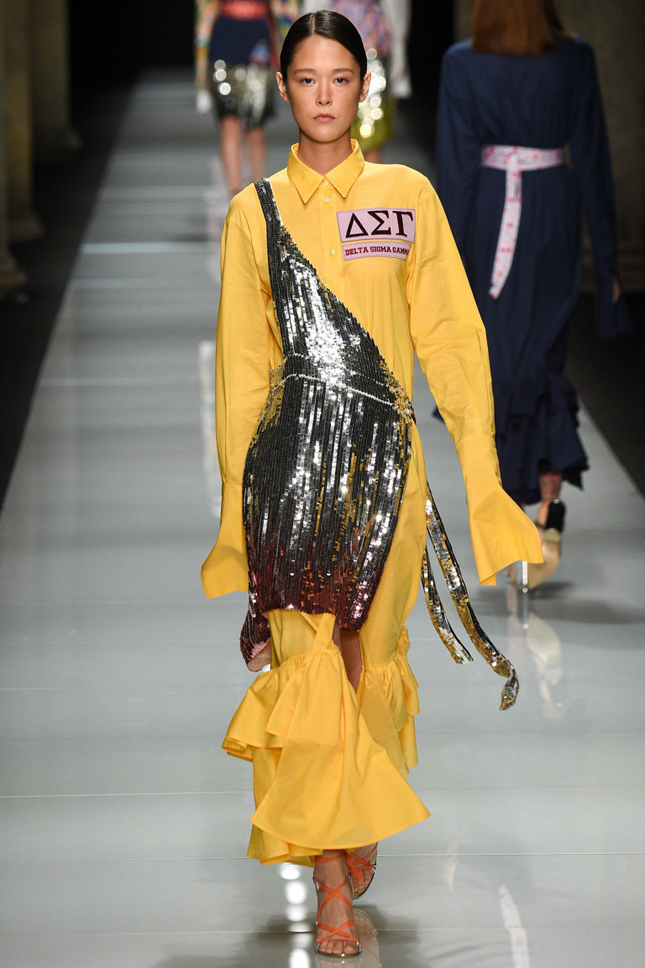 Au Jour Le Jour �����-���� 2017