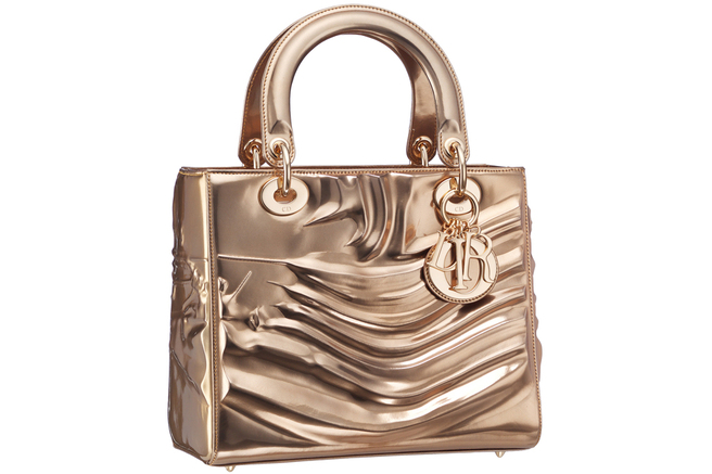 ����� Lady Dior ��� �������� ��� ����������� ����������