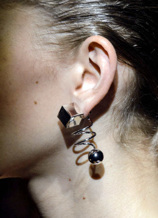 ������ �� ������ Mugler