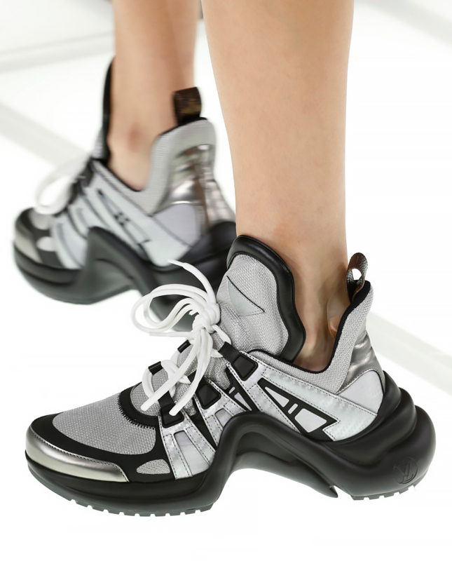 ��������� �� �������� �� ������ Louis Vuitton �����-���� 2018