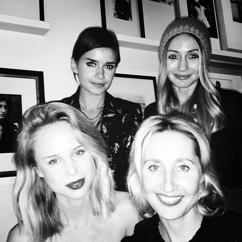 ���� � ���� �����