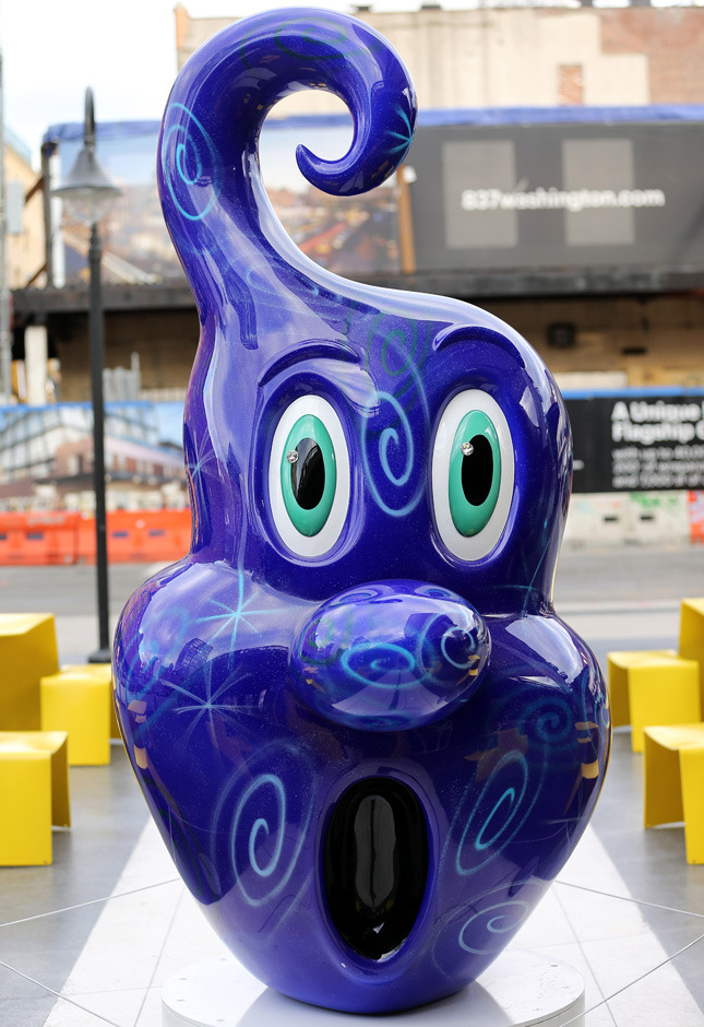 ���������� �Squirtz 2013� ����� ����� ����� ����� � ���-�������� ����� The Standard