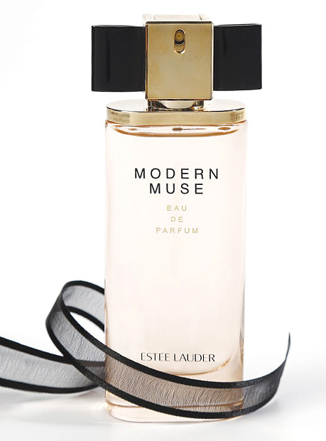 ����� ����