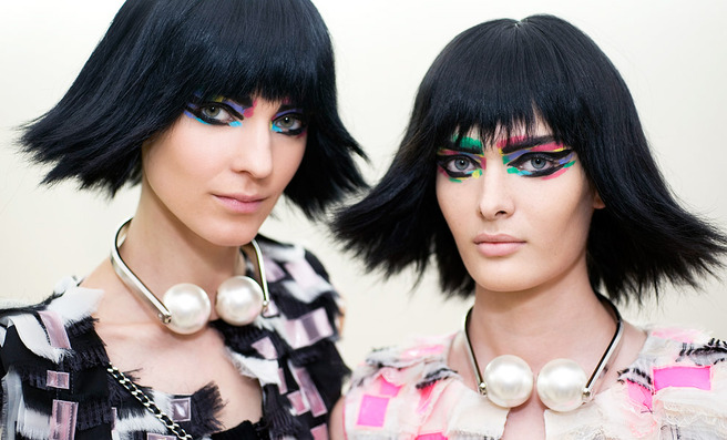 ������-����