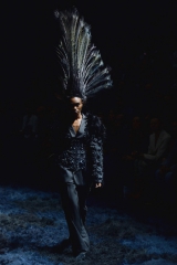 ���������� ����� ����� ��������� �� ������ Louis Vuitton