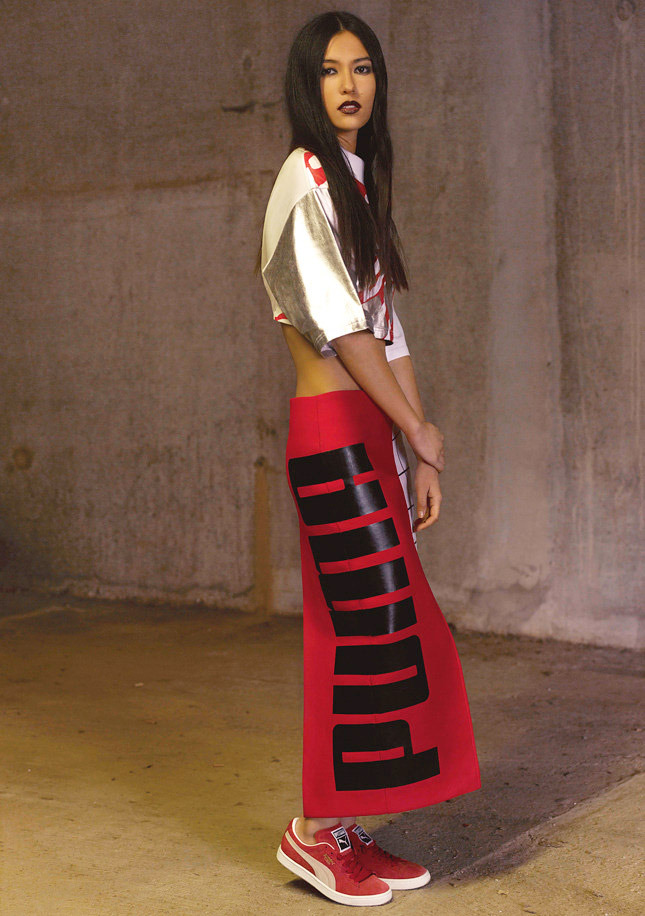 ����� ����